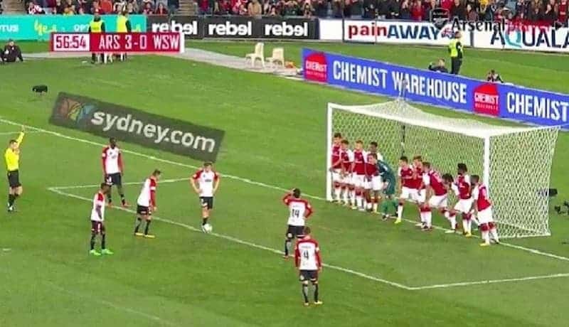 Chiến thuật phòng thủ đá phạt gián tiếp là gì hiệu quả