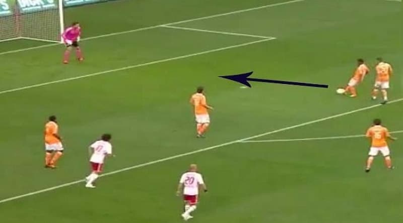 Những lợi ích khi sử dụng đá phạt gián tiếp là gì