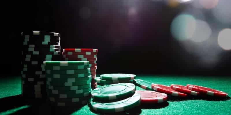 Giải thích các thuật ngữ trong bài Poker cơ bản