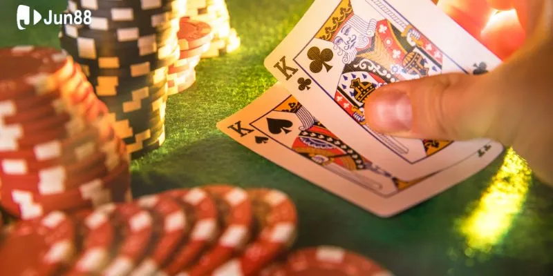 mot-vai-chien-thuat-choi-poker-huu-ich