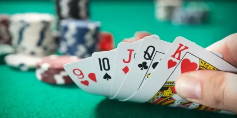 Luật chơi Xì Tố được giải thích cụ thể và rõ ràng