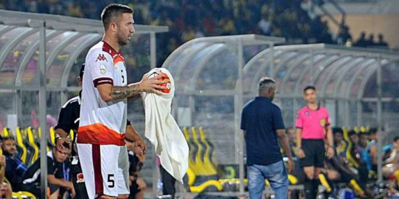 Tìm hiểu cách hoạt động của kèo ném biên 